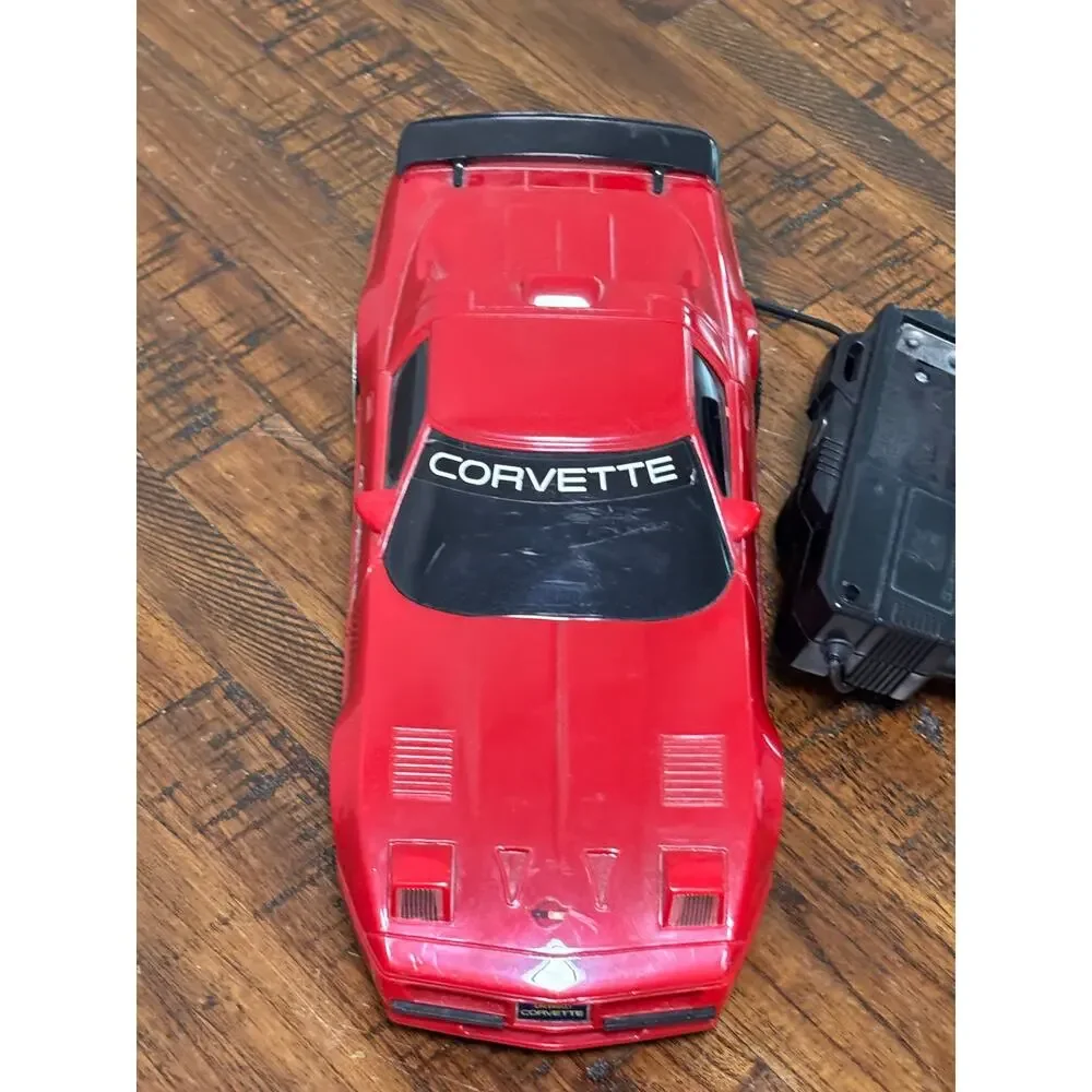 Vintage 1990 New Bright Red Chevrolet Chevy Corvette RC Toy Model Car 1:18 Scale